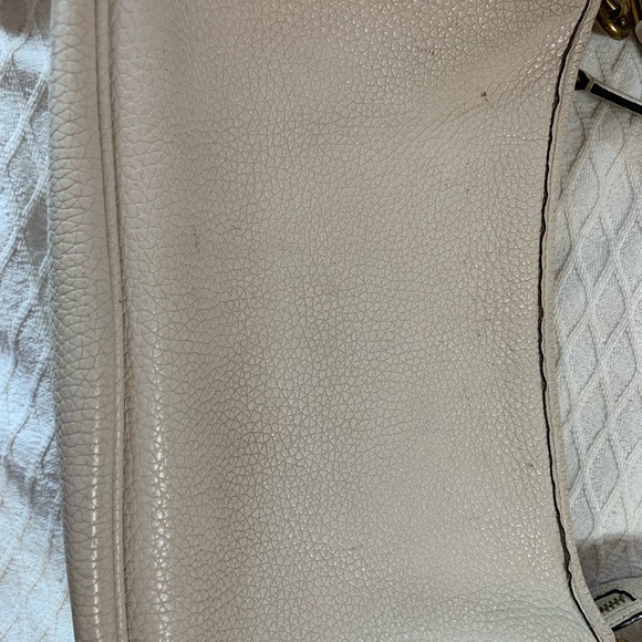 Coach - Picture 2 of 16